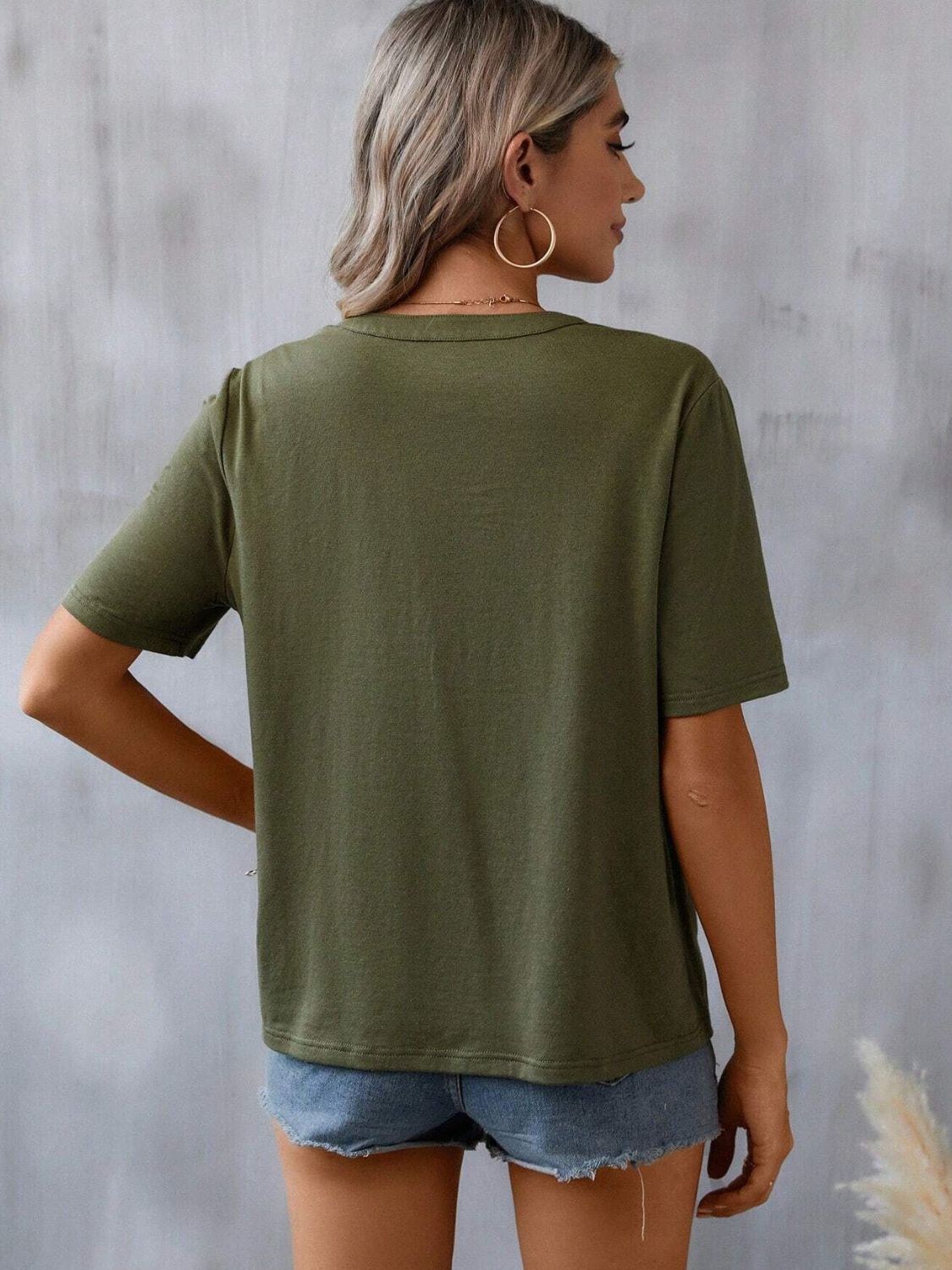 Embroidered Short Sleeve Blouse