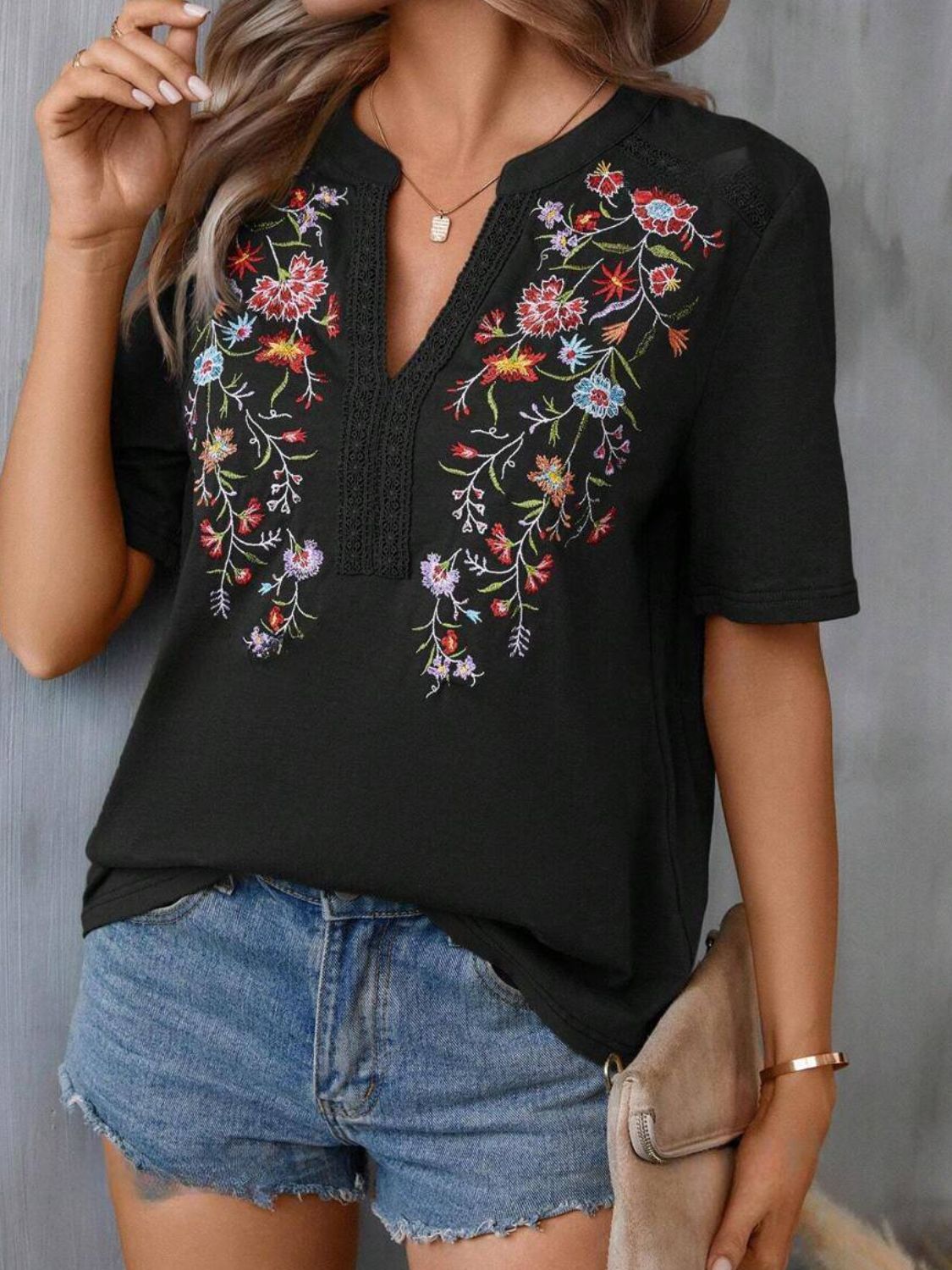 Embroidered Short Sleeve Blouse